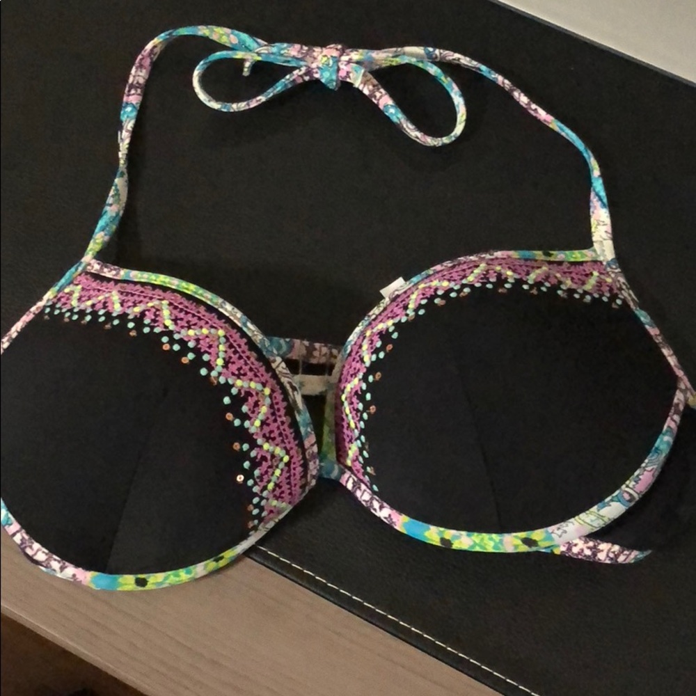 Victoria’s Secret Bikini top